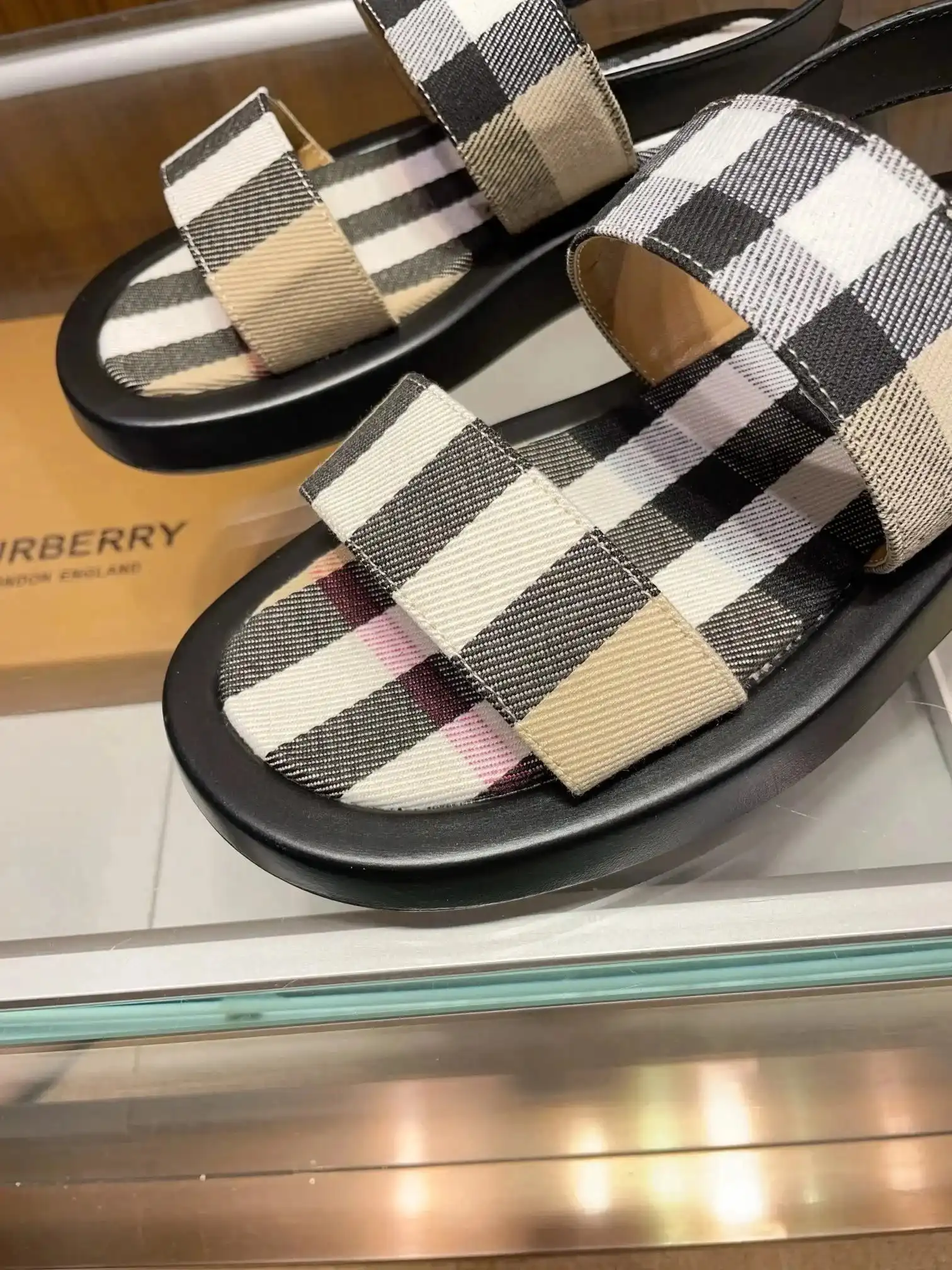Burberry Check Strap Sandals 2