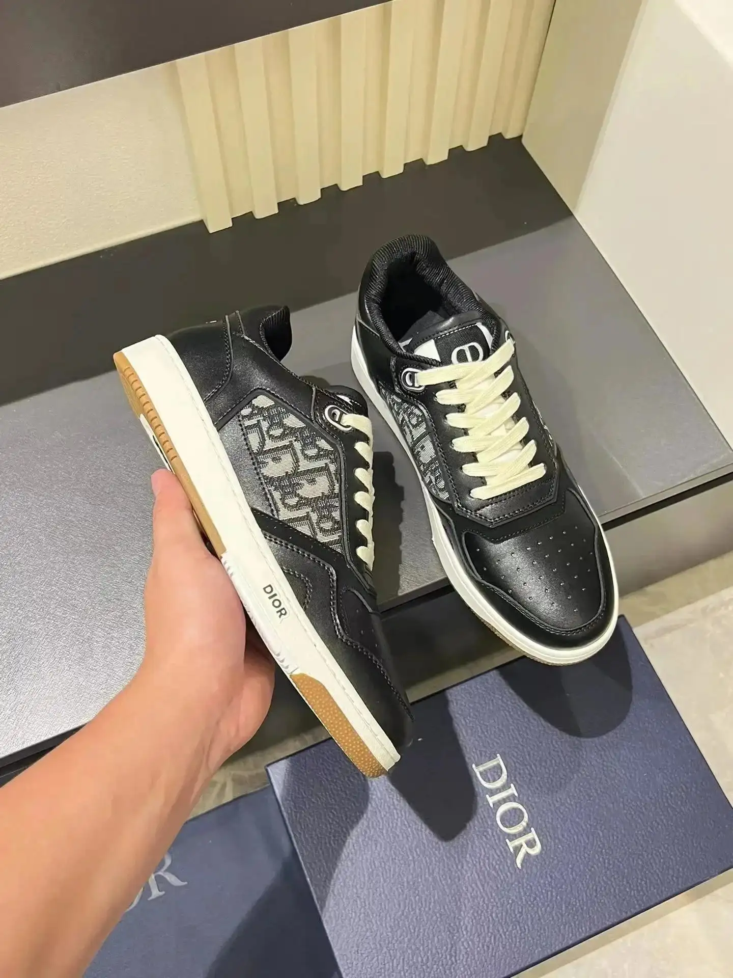 Dior B25 B27 2