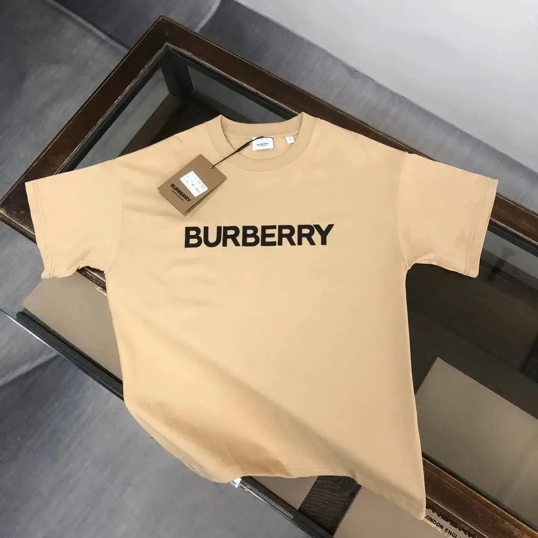 Burberry T-shirt 2